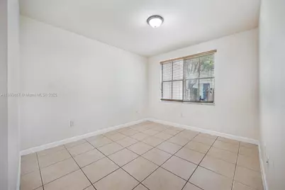 2884 SE 2nd Dr, Homestead, FL 33033 - Photo 26