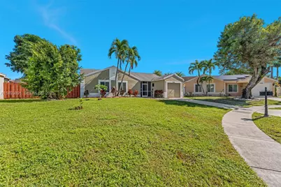 9801 Ridgecreek Rd, Boca Raton, FL 33496 - Photo 2