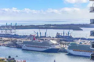 1900 N Bayshore Dr, Miami, FL 33132 - Photo 24