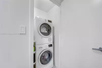 1900 N Bayshore Dr #4509, Miami, FL 33132 - Photo 4