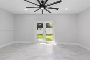 2742 NW 48th St, Miami, FL 33142 - Photo 12