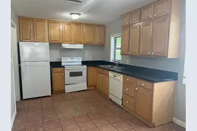 6359 SW 1st St, Margate, FL 33068 - Photo 2