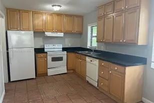 6359 SW 1st St, Margate, FL 33068 - Photo 2