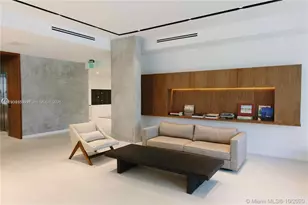 13800 Highland Dr, North Miami Beach, FL 33181 - Photo 20