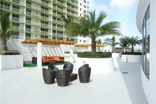 1750 N Bayshore Dr, Miami, FL 33132 - Photo 20