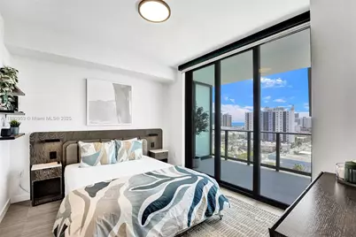 580 72nd St #904, Miami Beach, FL 33141 - Photo 8