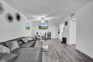 1251 NE 108th St, Miami, FL 33161 - Photo 28