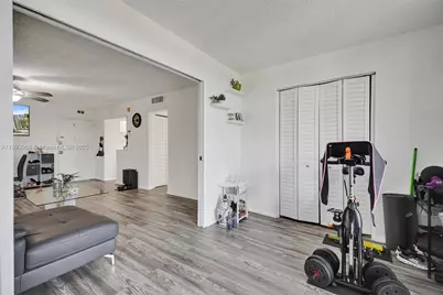 1251 NE 108th St #610, Miami, FL 33161 - Photo 38