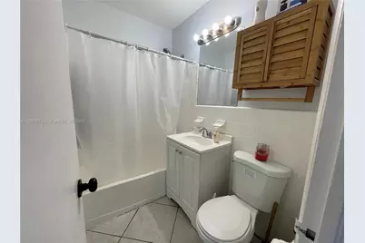 1854 Lauderdale Manor Dr, Fort Lauderdale, FL 33311 - Photo 12