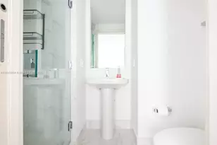 801 S Miami Ave, Miami, FL 33130 - Photo 12