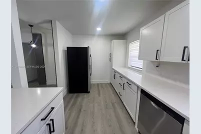 18011 NW 23rd Ave, Miami Gardens, FL 33056 - Photo 8