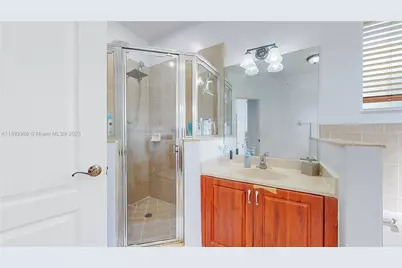 1922 SE 22nd Ct, Homestead, FL 33035 - Photo 16