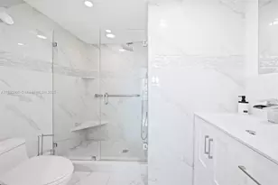 1155 Brickell Bay Dr, Miami, FL 33131 - Photo 20