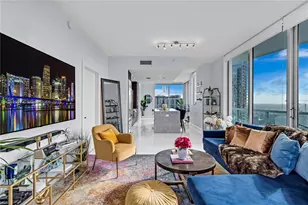 900 Biscayne Blvd, Miami, FL 33132 - Photo 2