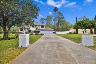 7505 Jomel Dr, Spring Hill, FL 34607 - Photo 2