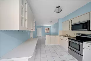 5490 W 21st Ct, Hialeah, FL 33016 - Photo 26