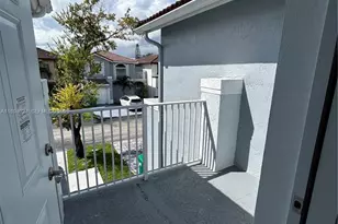 8725 SW 158th Pl, Miami, FL 33193 - Photo 30