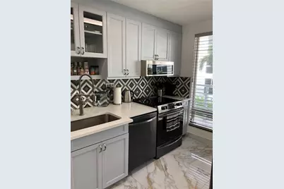 10240 Collins Ave #205, Bal Harbour, FL 33154 - Photo 18