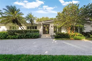 12220 Pine Needle Ln, Pinecrest, FL 33156 - Photo 2