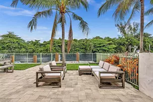 2901 Hidden Harbour St, Dania Beach, FL 33312 - Photo 30