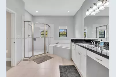 2901 Hidden Harbour St, Dania Beach, FL 33312 - Photo 20