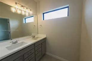 2820 Troubadour St, Palm Springs, FL 33406 - Photo 14