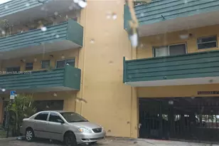 1975 NE 135th St, North Miami, FL 33181 - Photo 1