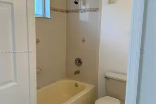 5705 NW 109th Ave, Doral, FL 33178 - Photo 16