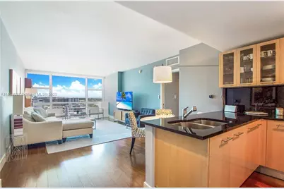 6801 Collins Ave #1101, Miami Beach, FL 33141 - Photo 2