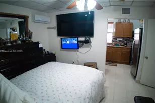 155 W 26th St, Hialeah, FL 33010 - Photo 10