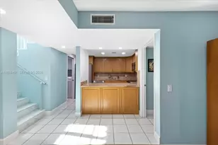 9450 Live Oak Pl, Davie, FL 33324 - Photo 14