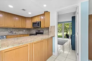 9450 Live Oak Pl, Davie, FL 33324 - Photo 18