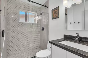 1030 Johnson St, Hollywood, FL 33019 - Photo 16