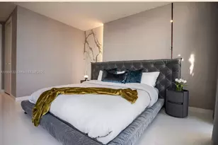 300 Biscayne Blvd Way, Miami, FL 33131 - Photo 8