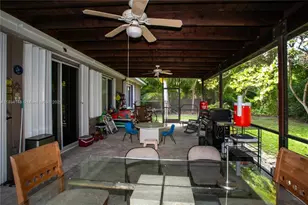 8031 SW 98th Terrace, Miami, FL 33156 - Photo 6