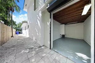 871 NE 81st St, Miami, FL 33138 - Photo 40