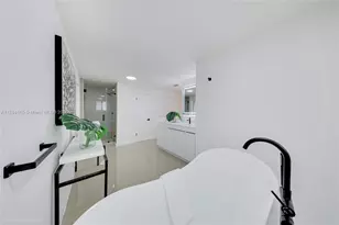 871 NE 81st St, Miami, FL 33138 - Photo 22