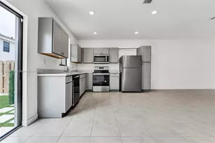 450 NE 13th St, Florida City, FL 33034 - Photo 6