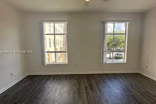 7420 W 20th Ave, Hialeah, FL 33016 - Photo 4