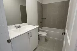 2534 SE 27th Dr, Homestead, FL 33035 - Photo 14