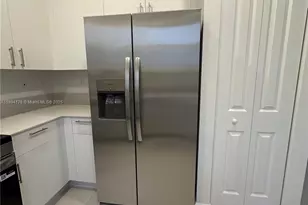 2534 SE 27th Dr, Homestead, FL 33035 - Photo 8