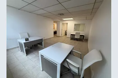 299 Alhambra Cir #212, Coral Gables, FL 33134 - Photo 4