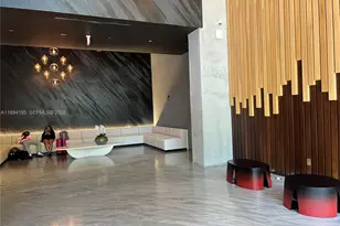 151 SE 1st St, Miami, FL 33131 - Photo 8