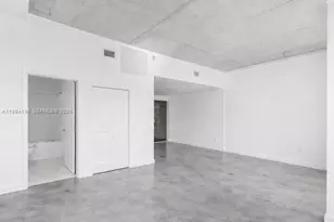 151 SE 1st St, Miami, FL 33131 - Photo 14