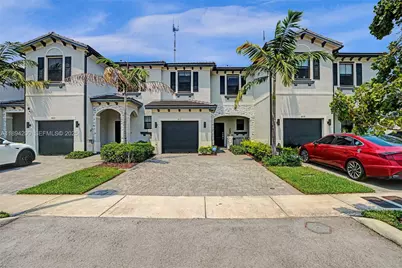 411 NW 204th St, Miami Gardens, FL 33169 - Photo 2