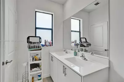 411 NW 204th St, Miami Gardens, FL 33169 - Photo 38