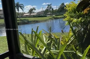 [Address not provided], West Palm Beach, FL 33417 - Photo 14