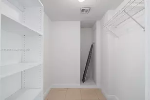 3161 S Ocean Dr, Hallandale Beach, FL 33009 - Photo 36