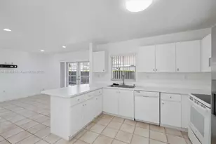 957 NW 132nd Ave W, Miami, FL 33182 - Photo 8