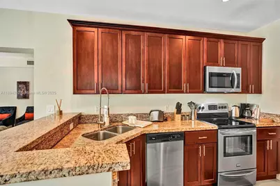 6550 SW 52nd Ter #-, South Miami, FL 33155 - Photo 10